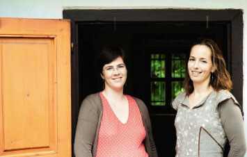 Folly Réka, Folly Judit